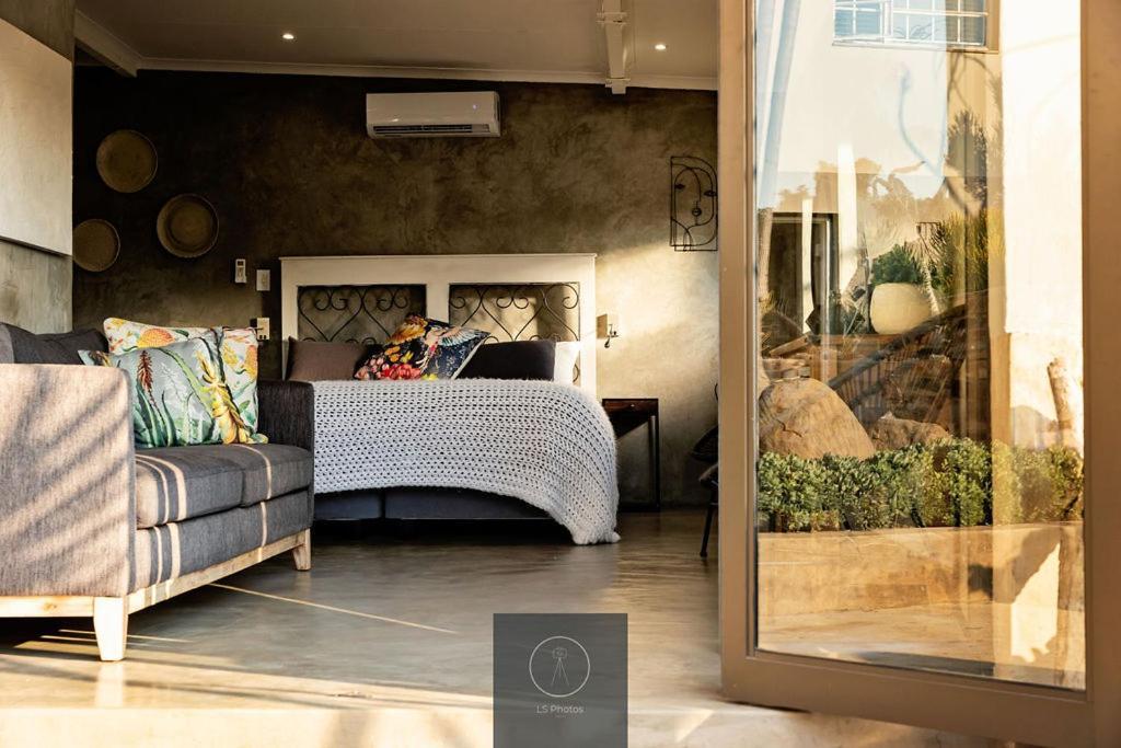 Guest Room At Joubert Пит Ретиф Екстериор снимка